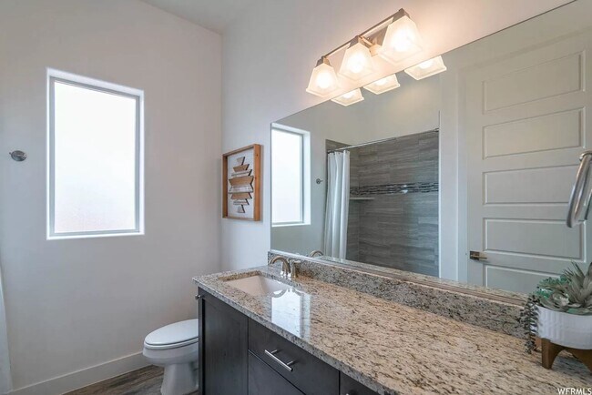 Building Photo - PETS ALLOWED!  Spacious & Modern 3-Bedroom Home for Rent Near Sand Hollow Reservoir