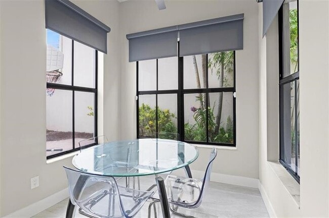 Building Photo - 8315 NW 38th St