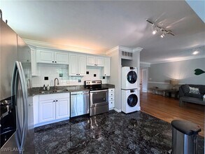Building Photo - 112 Bobolink Way