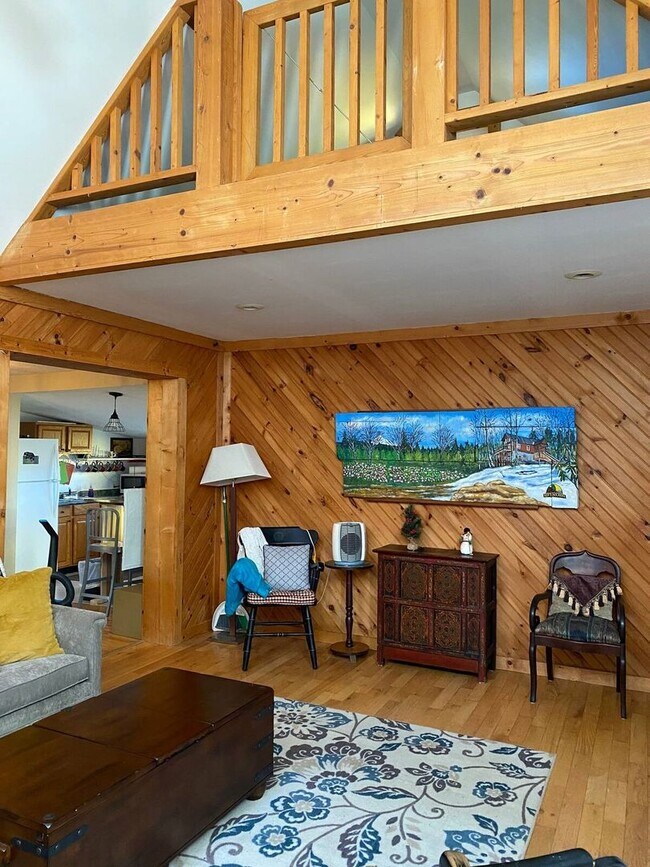 Building Photo - 390 Fall Creek Meadows Ln