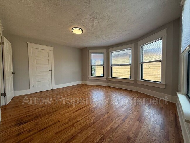 Building Photo - 2727 P St