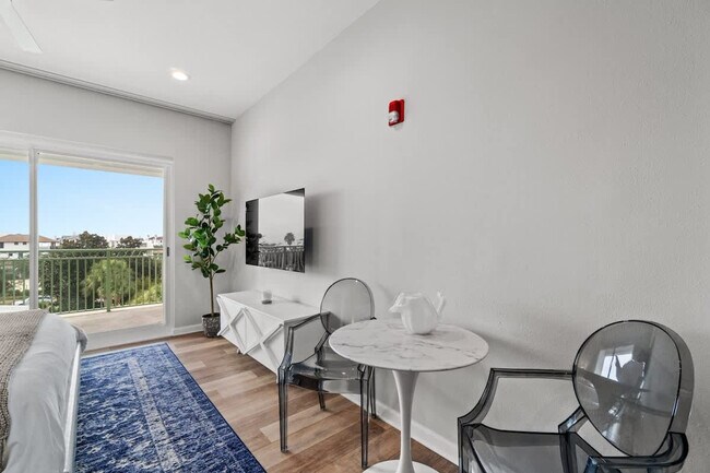 Building Photo - 9955 E County Hwy 30A