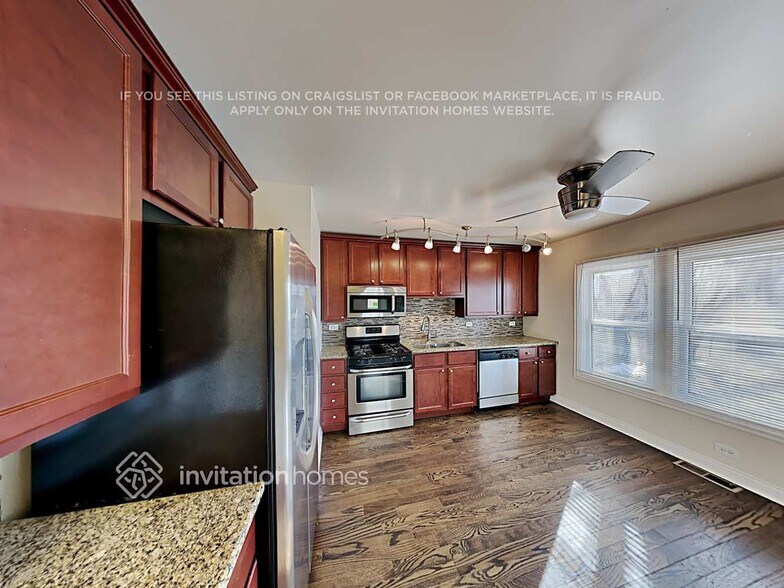 Building Photo - 10002 Merrimac Ave