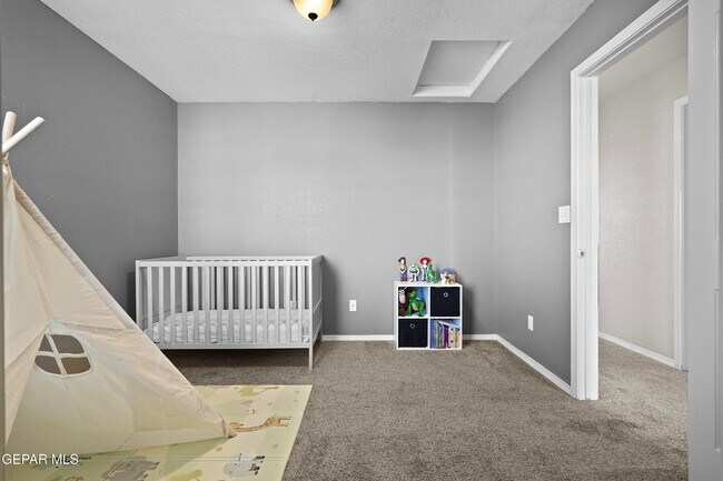 Building Photo - 13514 Bradford St