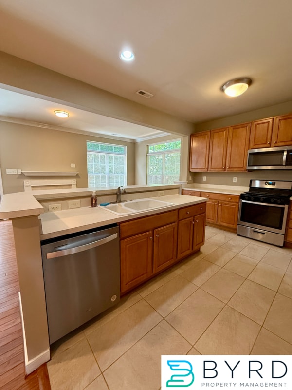 Building Photo - 1529 Olde Sage Ct
