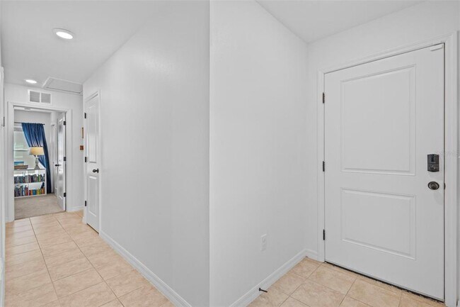 Building Photo - 11571 Little River Way