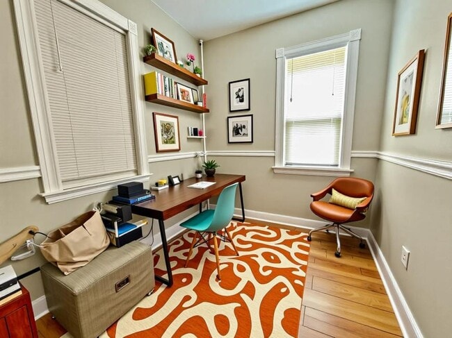 Building Photo - 3 bedroom in Boston MA 02130