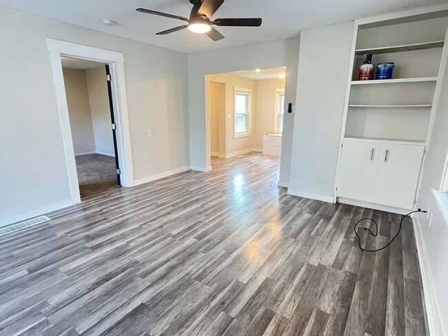 Building Photo - Adorable one bedroom ranch