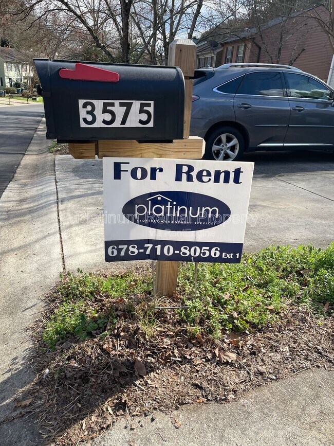 Building Photo - 3575 Kennesaw Station Dr