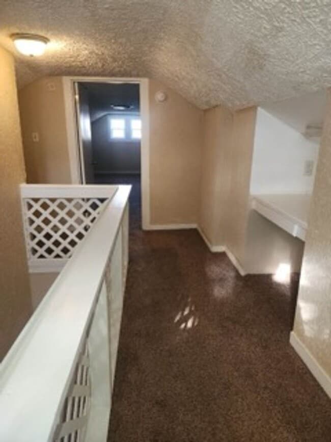 Building Photo - BELOW MARKET RENT!