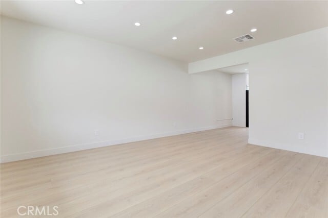 Building Photo - 9917 Marcus Ave