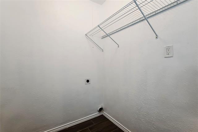 Building Photo - 1704 Panola Dr