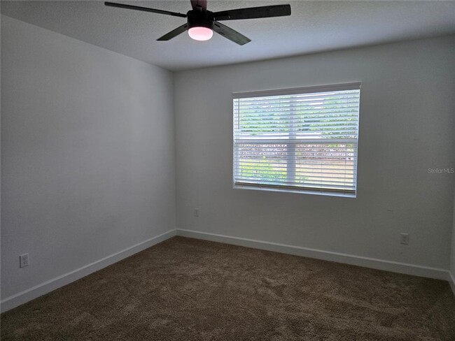 Building Photo - 899 Asterfield Ln
