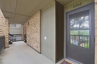 Building Photo - 8888 Tallwood Dr