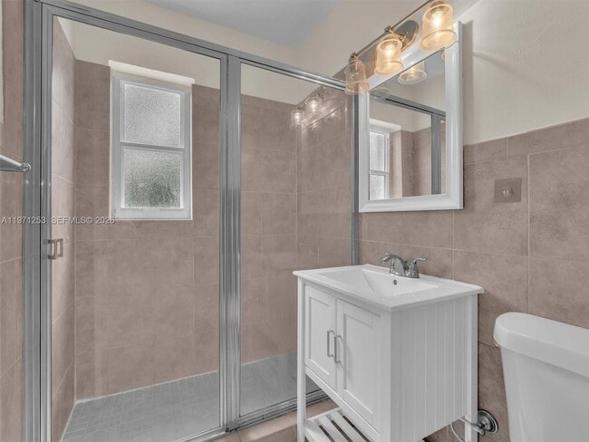 Building Photo - 6510 SW 63rd Ct