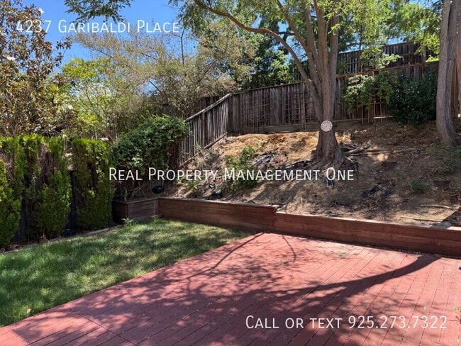 Building Photo - 4237 Garibaldi Pl