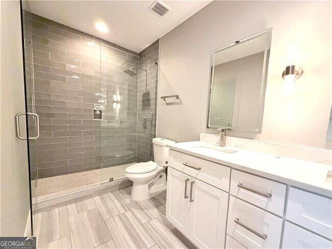 Building Photo - 620 Glen Iris Dr NE