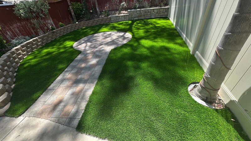 Building Photo - 39391 Tiburon Dr