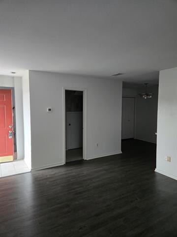 Building Photo - 1111 Bert Dr