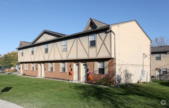 Building Photo - Westerville Oaks Townhomes