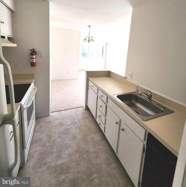 Building Photo - 103 Lucas Ln