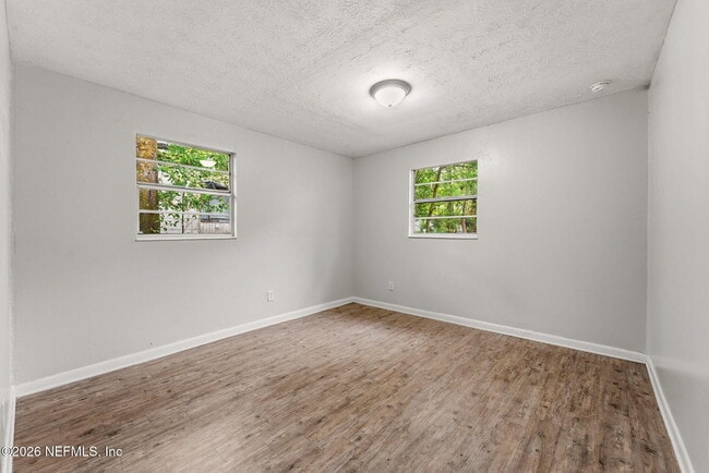 Building Photo - 744 Mackinaw St