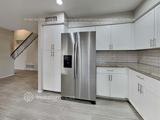 Building Photo - 1339 E Park Ave