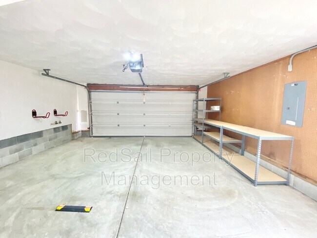 Building Photo - 102 Prescott Ct