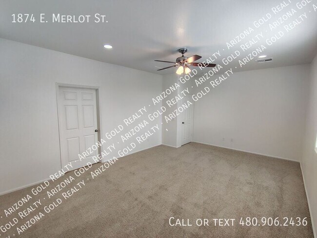 Building Photo - 1874 E Merlot St