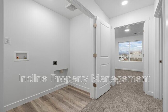 Building Photo - 282 Tack Ln