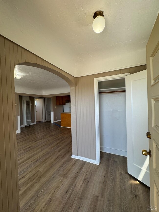 Building Photo - 158 Farragut Ave