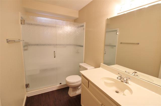 Building Photo - 1218 Mission St