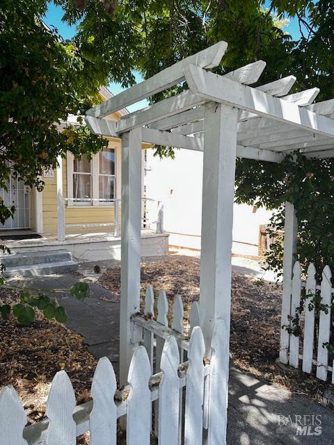 Building Photo - 336 Carolina St