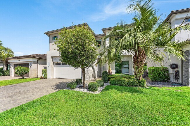 Building Photo - 17516 Rainstream Rd