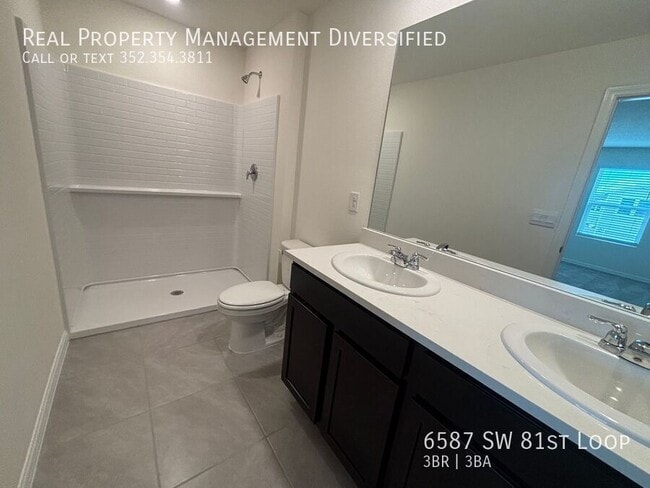 Building Photo - 6587 SW 81st Lp