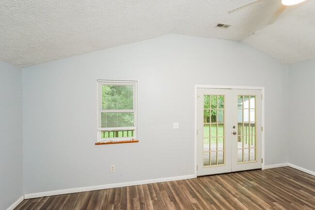 Building Photo - 8067 Buckland Dr