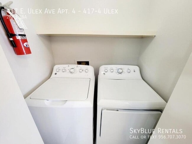 Building Photo - 417 E Ulex Ave