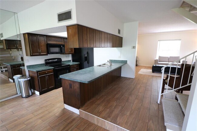 Building Photo - 5439 Lady Bug Ln