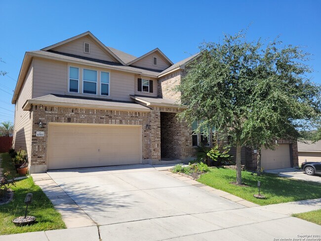 Primary Photo - 10919 Fox Crest
