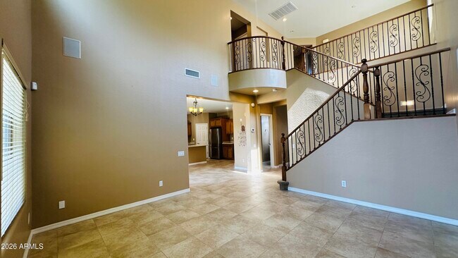 Building Photo - 2138 W Marconi Ave