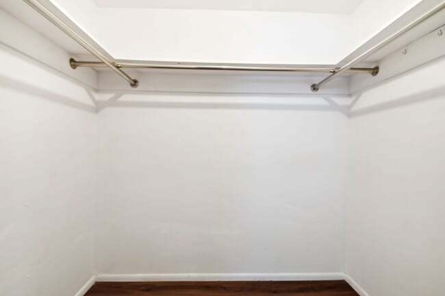 Building Photo - 4818 Dogwood St