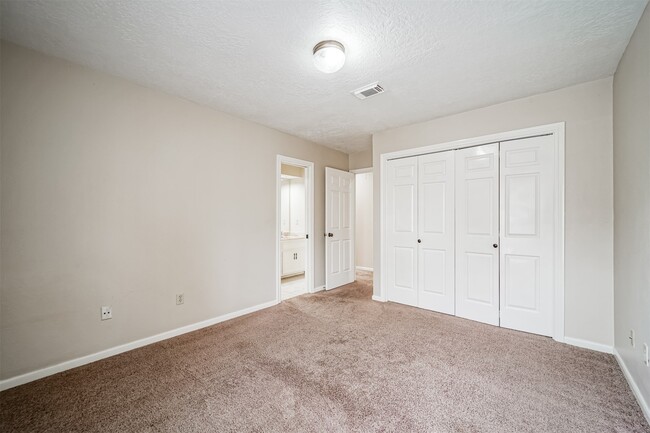 Building Photo - 67 N Skyflower Ct