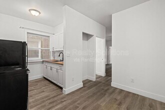 Building Photo - 3702 Meramec St