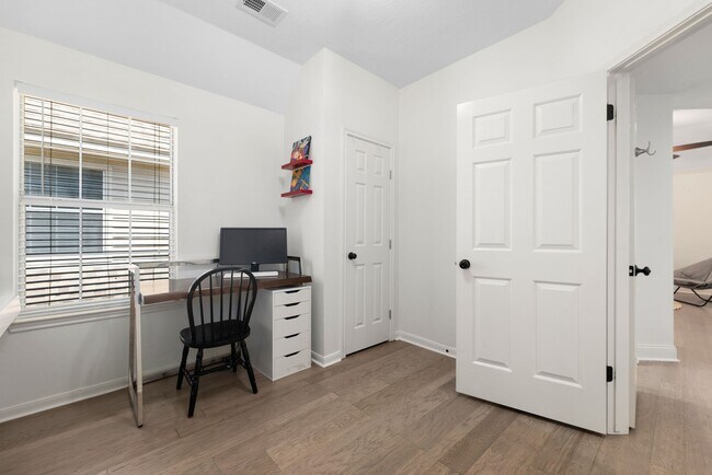 Building Photo - 26 Cinnamon Teal Pl