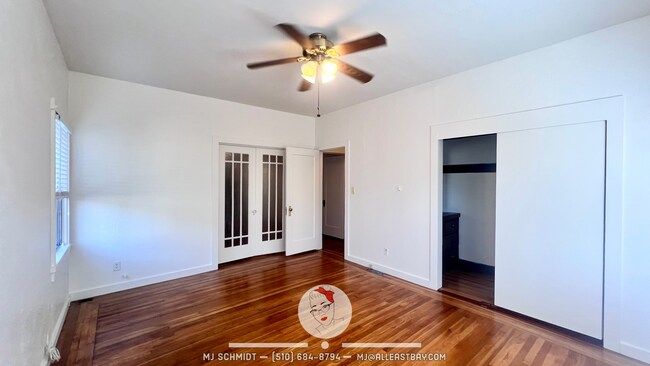 Building Photo - Lovely 1/1 walking distance to shopping, restaurants, public transportation!