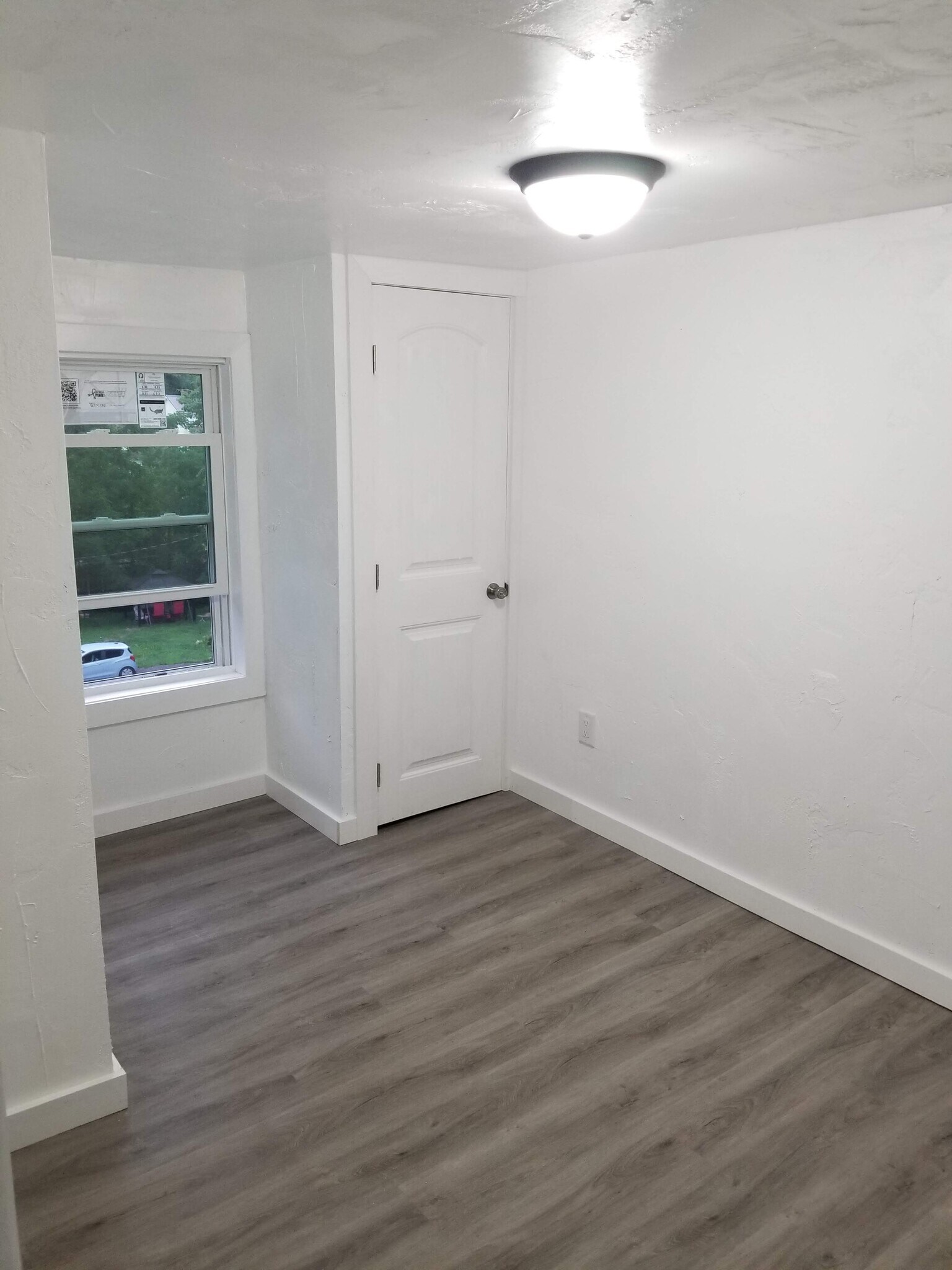 2nd Bed Room Pic 1 - 231 Prisani Street