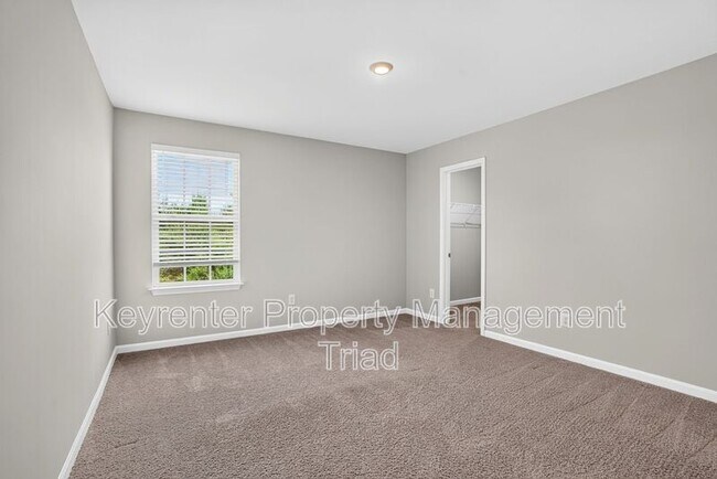 Building Photo - 5109 Black Frst Dr