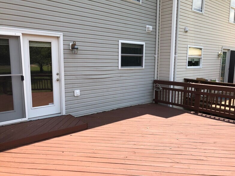 Building Photo - 68 Baltusrol Dr