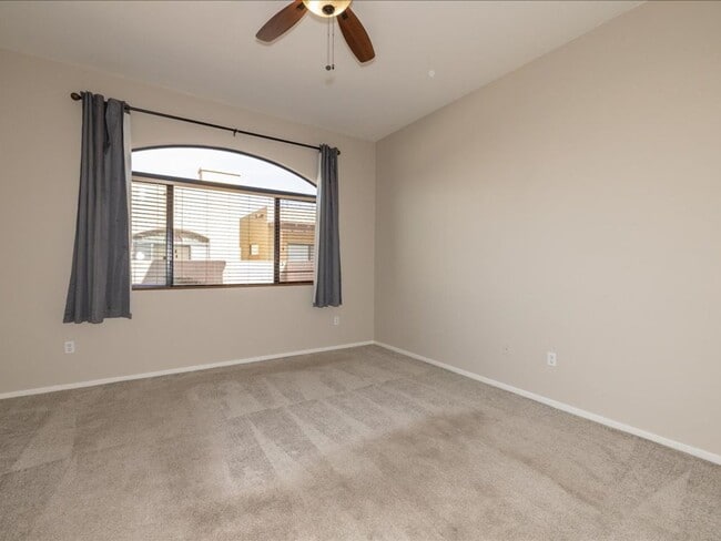 Building Photo - 8721 E Perry Park Cir