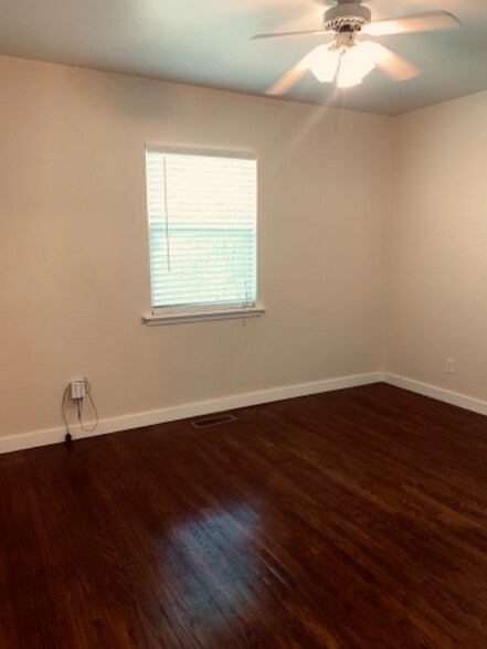 Building Photo - 3147 NW 41st St